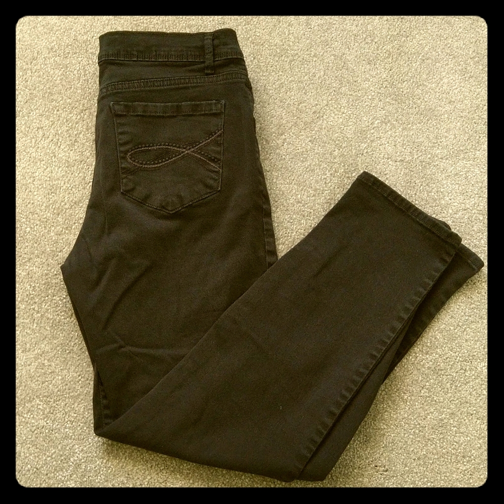Gloria Vanderbilt Black Ankle Grazer Jeans